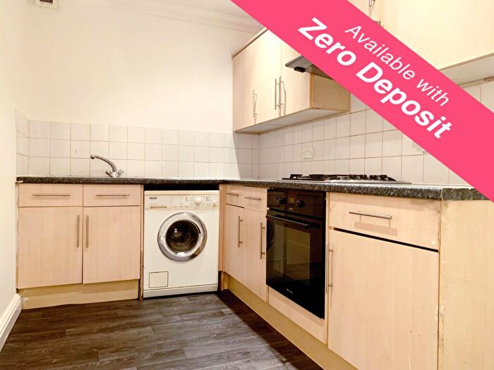 2 Bedroom Flat To Rent In Alhambra Road, Southsea, PO4