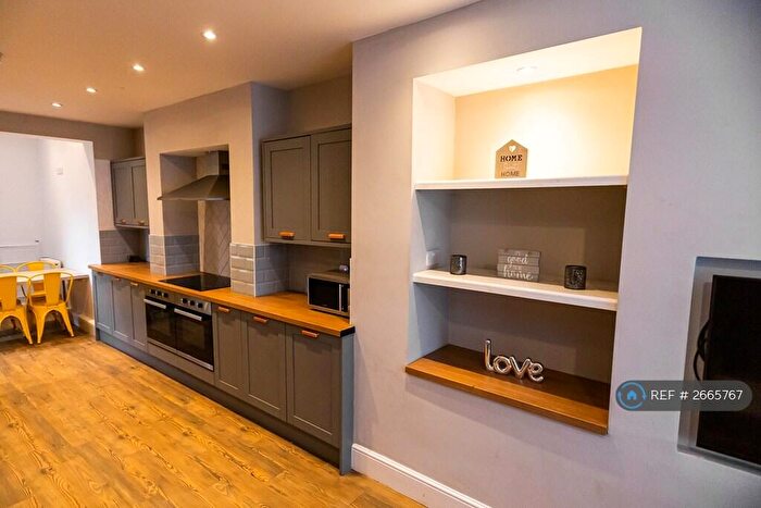 6 Bedroom Terraced House To Rent In Lawrence Road, Liverpool, L15