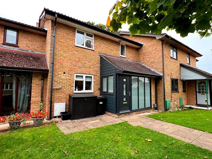 3 Bedroom Terraced House For Sale In Rothbury Park, New Milton, Hampshire., BH25