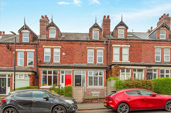 4 Bedroom Terraced House For Sale In Methley Place, Chapel Allerton, LS7