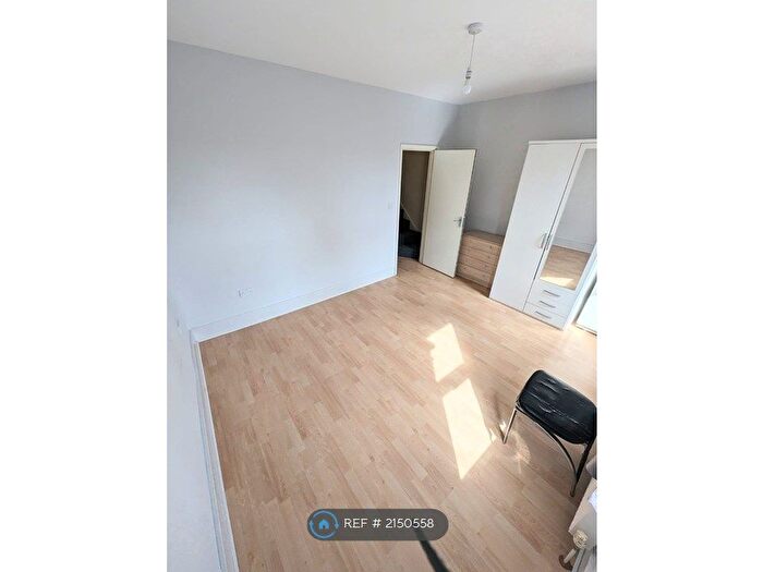 5 Bedroom Terraced House To Rent In Ladysmith Avenue, London, E6