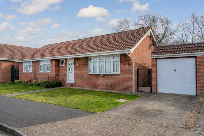 3 Bedroom Bungalow To Rent In St. Margarets Close, Seasalter, Whitstable, CT5