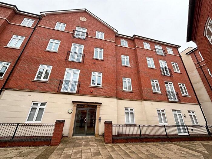 1 Bedroom Apartment To Rent In Waddesdon House, Gorcott Lane, Dickens Heath, Solihull, B90