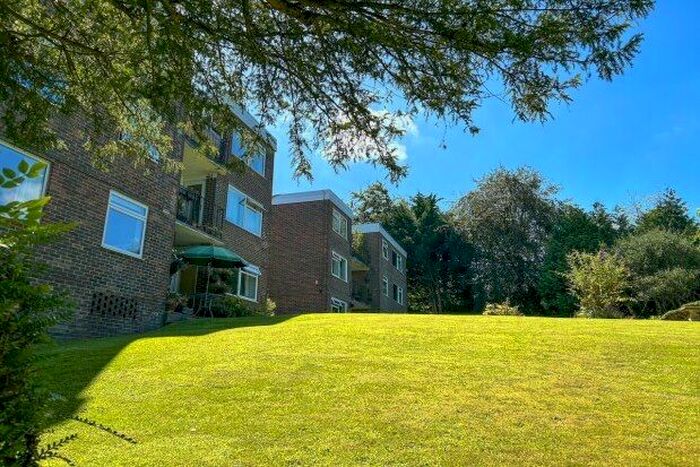 1 Bedroom Flat To Rent In Beacon Road, Crowborough, TN6