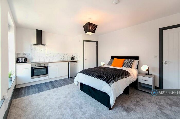 Studio To Rent In Booth Street, Ashton-Under-Lyne, OL6