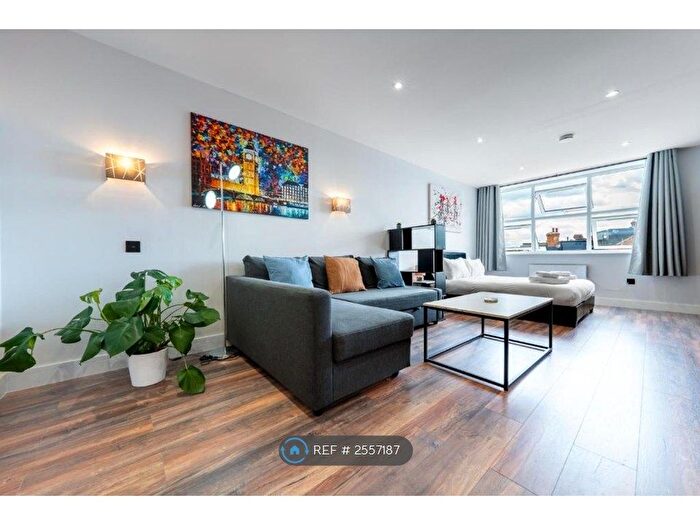 Studio To Rent In High Street, London, NW10