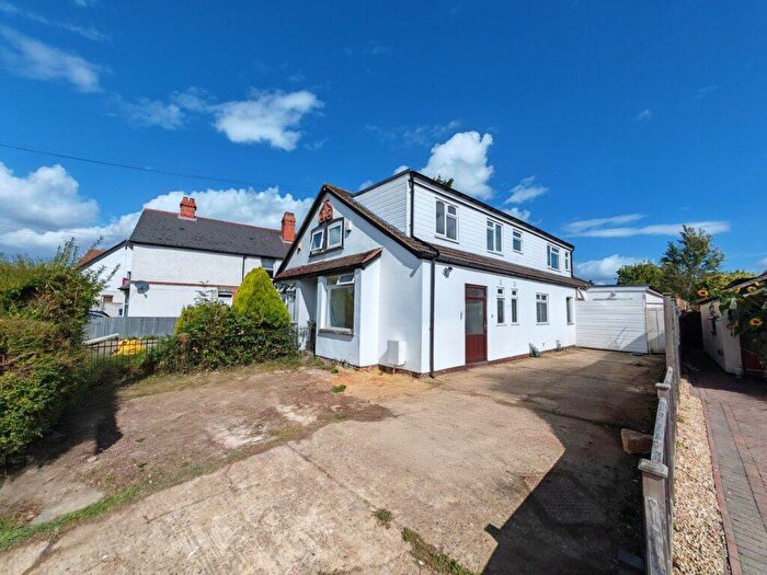 8 Bedroom Semi-Detached House To Rent In Whitley Wood Lane, Reading, RG2