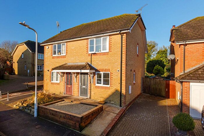 2 Bedroom Semi Detached House For Sale In St. Marys Close, Etchinghill, CT18