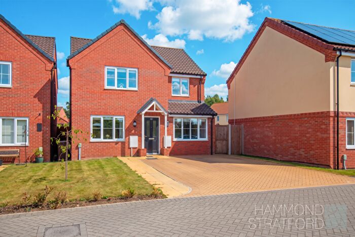4 Bedroom Detached House For Sale In Sheppard Drove, Wymondham, NR18