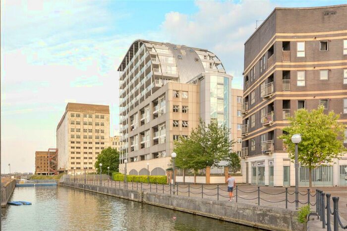 2 Bedroom Flat To Rent In Eastern Quay Apartments, Rayleigh Road, London, E16