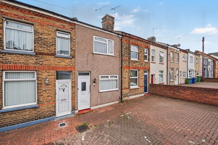 2 Bedroom Terraced House For Sale In Gibson Street, Sittingbourne, Kent, ME10
