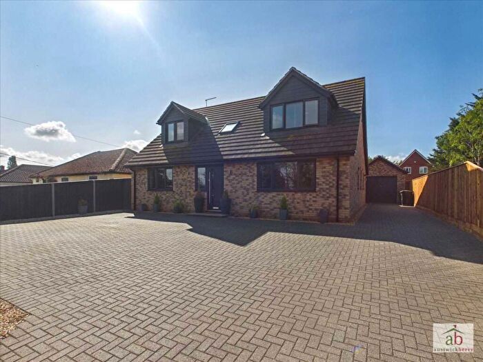 4 Bedroom Detached House For Sale In Main Road, Kesgrave, IP5