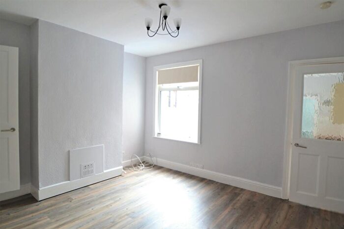 2 Bedroom End Of Terrace House To Rent In Goward Street, Market Harborough, LE16