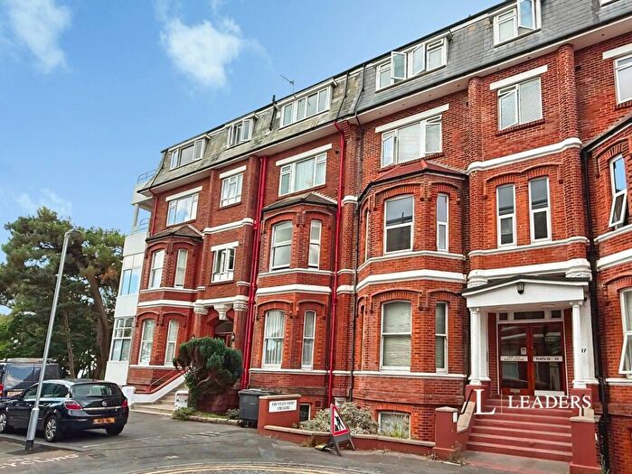 Flat To Rent In Crag Hall, - Durley Gardens, Bournemouth, BH2