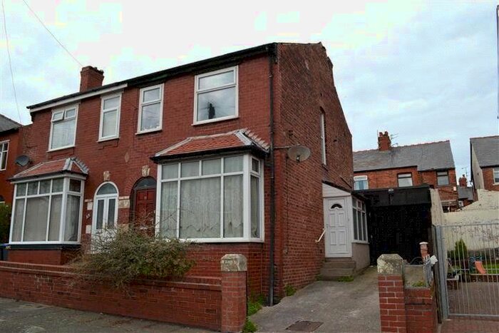 3 Bedroom Semi-Detached House To Rent In Portland Road, Blackpool FY1