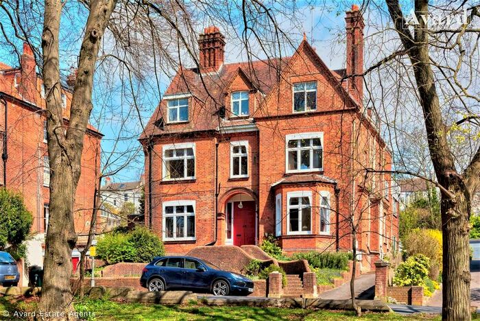 2 Bedroom Flat To Rent In Preston Park Avenue, Brighton, BN1