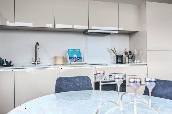 1 Bedroom Flat To Rent In Sunbury On Thames, Middlesex, TW16