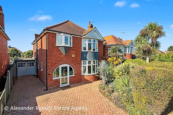 4 Bedroom Detached House For Sale In Audley Avenue, Margate, CT9