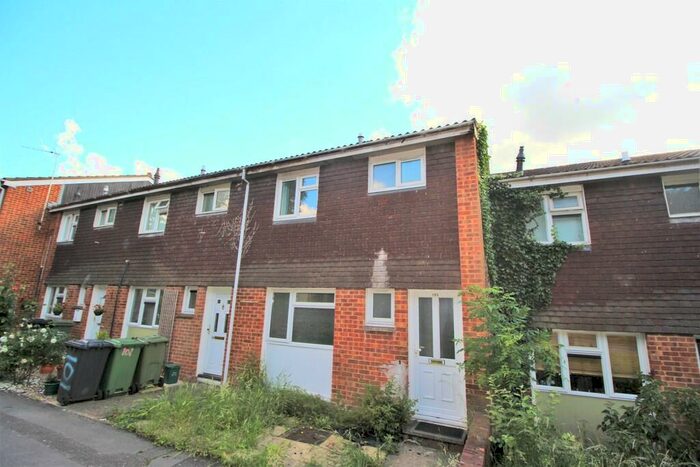 3 Bedroom Terraced House To Rent In Park Barn Drive, Guildford, GU2