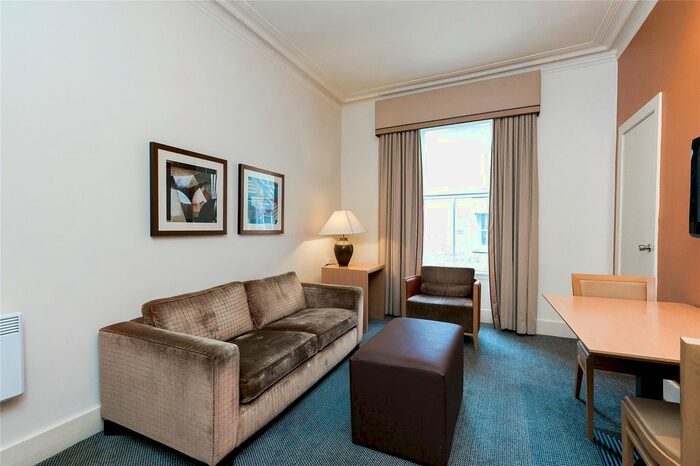 2 Bedroom Flat To Rent In Baker Street, Aberdeen, AB25