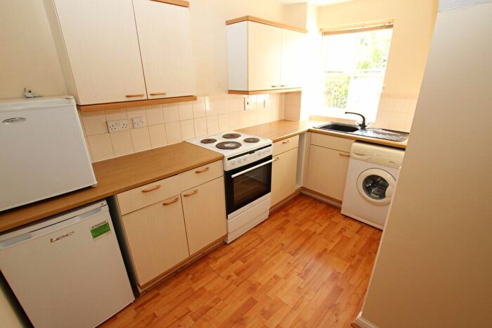 1 Bedroom Terraced House To Rent In Hitherhooks Hill, Binfield, Bracknell, RG42