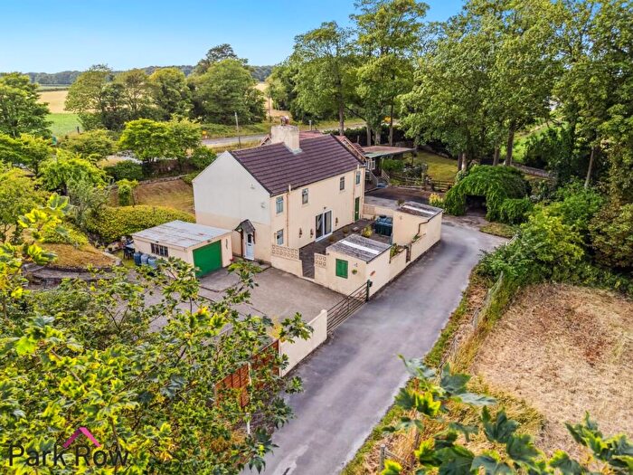 4 Bedroom Detached House For Sale In Great North Road, South Milford, Leeds, LS25