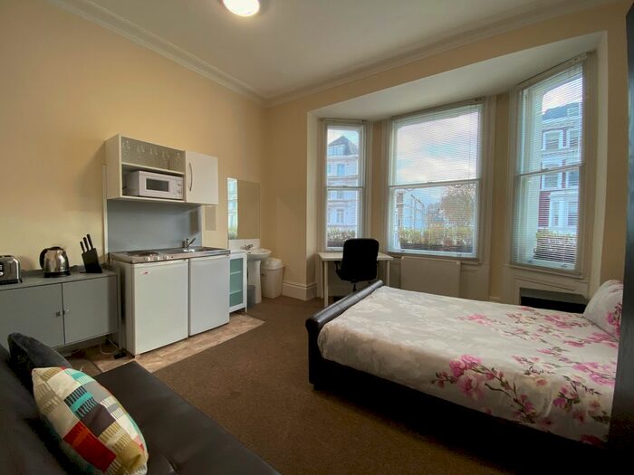 Studio To Rent In Cromwell Road, London, SW7