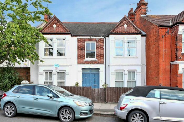 1 Bedroom Flat To Rent In Thames Road, Chiswick, W4