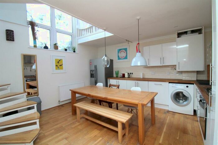2 Bedroom House To Rent In Temple Street, Brighton, BN1