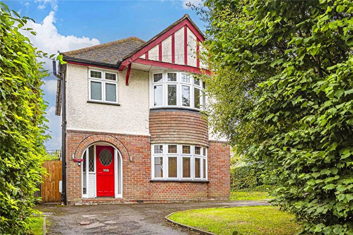 3 Bedroom Detached House For Sale In Langley Hill, Kings Langley, Hertfordshire, WD4