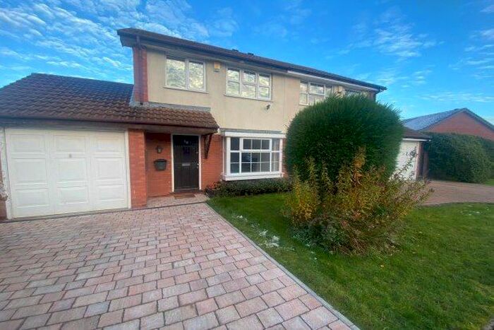 3 Bedroom Property To Rent In Blakemore Drive, Sutton Coldfield B75