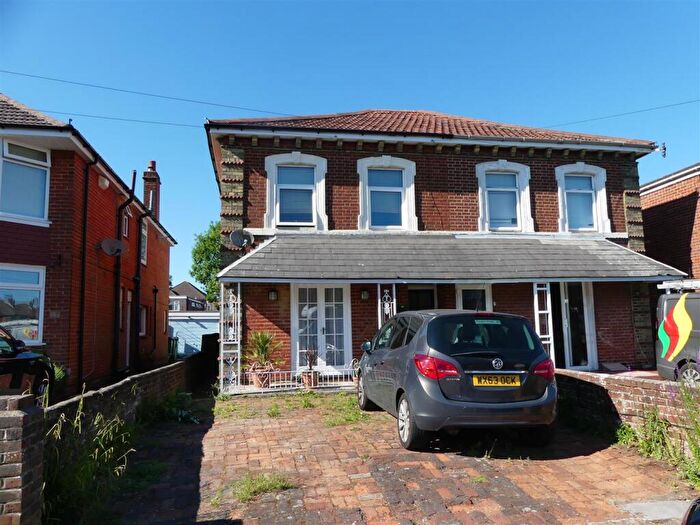 2 Bedroom Apartment To Rent In Alexandra Road, Southampton, SO15