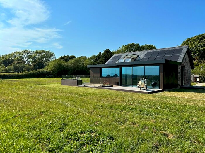 3 Bedroom Property To Rent In Catsfield Road, Crowhurst, Battle, TN33