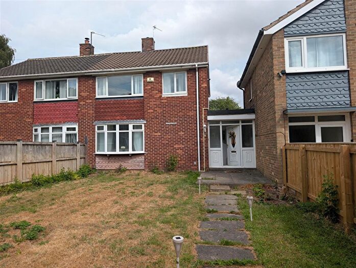 3 Bedroom Semi-Detached House For Sale In Kingsway, Darlington, DL1