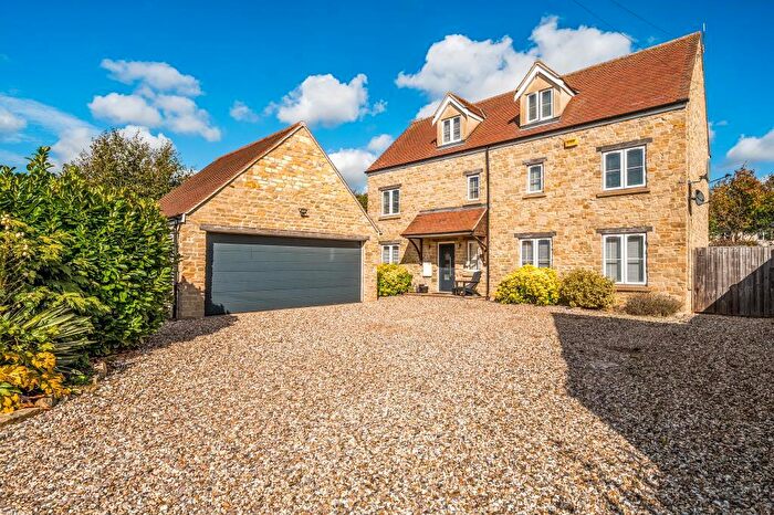 5 Bedroom Detached House For Sale In Hornbeams, Sycamore Road, Launton, Oxfordshire, OX26