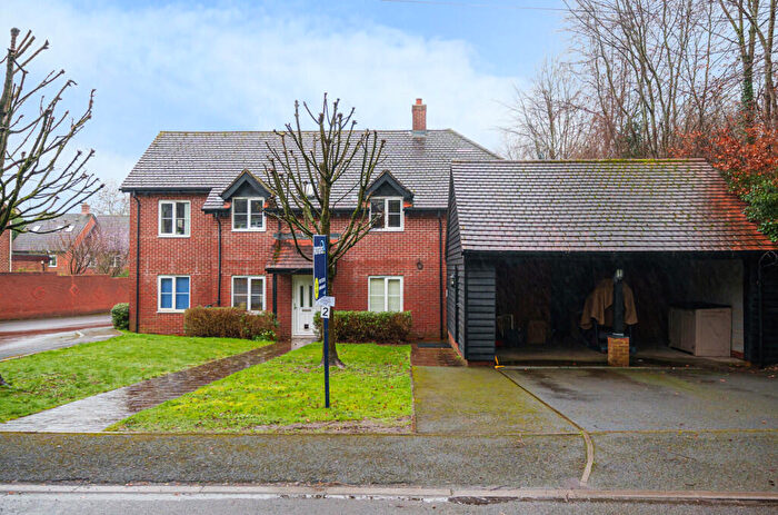 3 Bedroom Apartment For Sale In Highways Road, Compton, Winchester, SO21