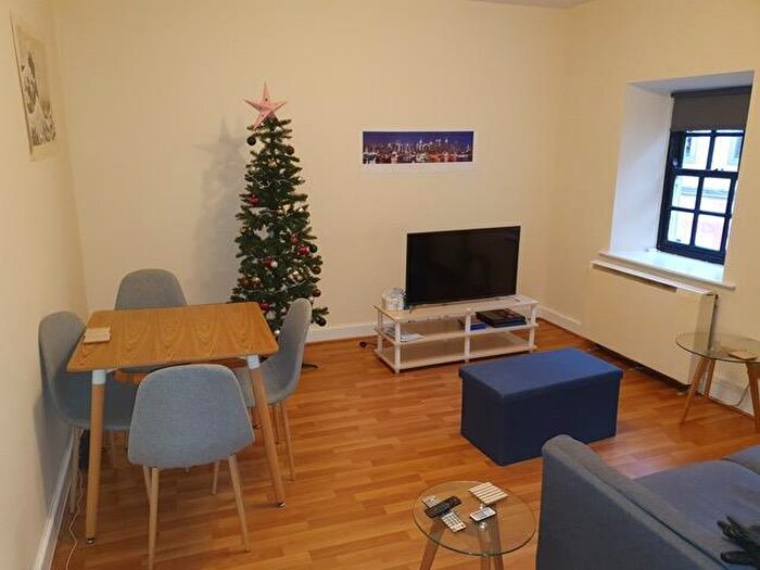 2 Bedroom Private Hall To Rent In Flat, Church Street, Lancaster, LA1