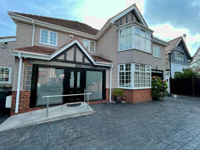 1 Bedroom Flat To Rent In Showell Green Lane, Birmingham, B11