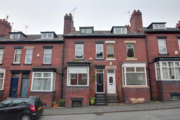 3 Bedroom Terraced House To Rent In Wilton Grove, Leeds, LS6