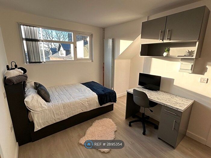 Studio To Rent In Humphrey Road, Manchester, M16