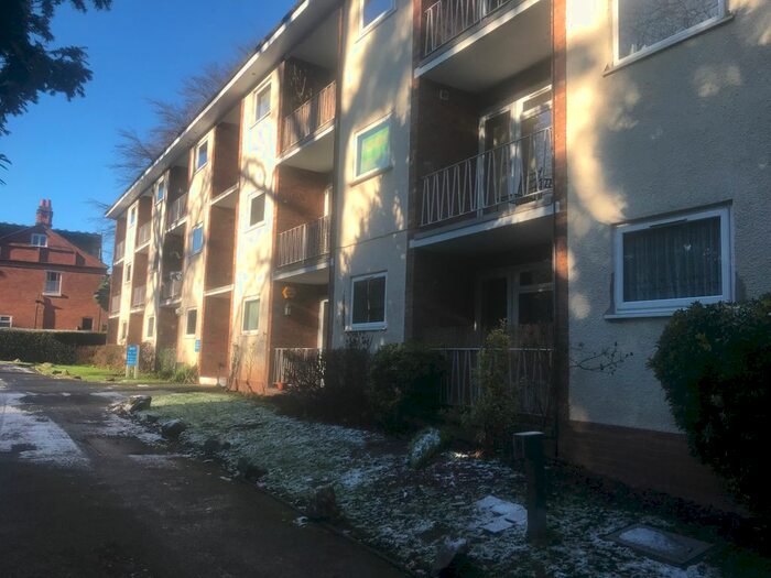 2 Bedroom Flat To Rent In Thames Court, Sutton Coldfield B73