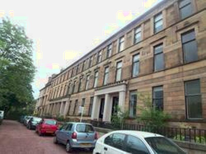 1 Bedroom Flat To Rent In Hamilton Drive Flat B, G12