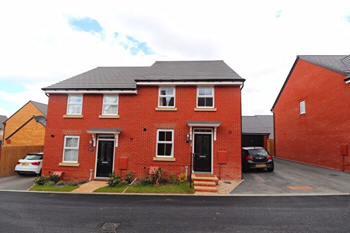 3 Bedroom Semi Detached House For Sale In Nightingale Close, Hardwicke, Gloucester, GL2