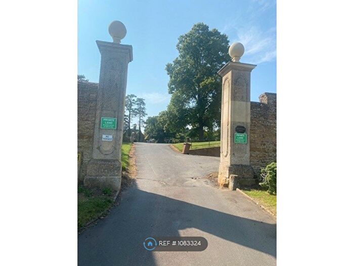 3 Bedroom Semi-Detached House To Rent In Boughton Hall Park, Northampton, NN2