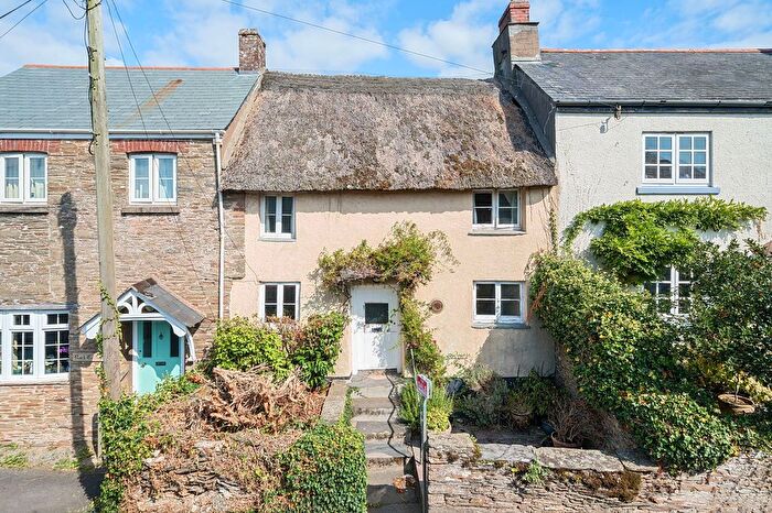 2 Bedroom Cottage For Sale In Chillington, Kingsbridge, TQ7