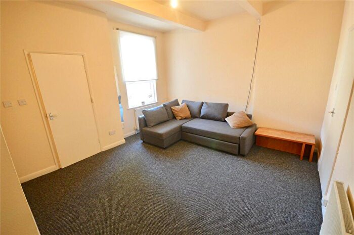 1 Bedroom Flat To Rent In Townhead Street, Sheffield, South Yorkshire, S1