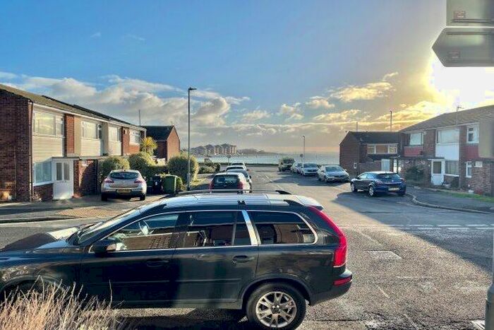 3 Bedroom Property To Rent In Farmlea Road, Portsmouth, PO6