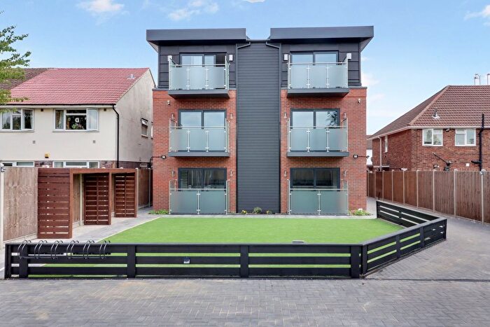 1 Bedroom Flat To Rent In Flat - Llanover Road, Wembley, HA9