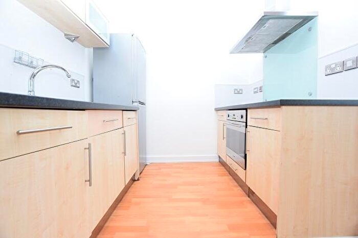 2 Bedroom Apartment To Rent In West One City, Fitzwilliam Street, S1