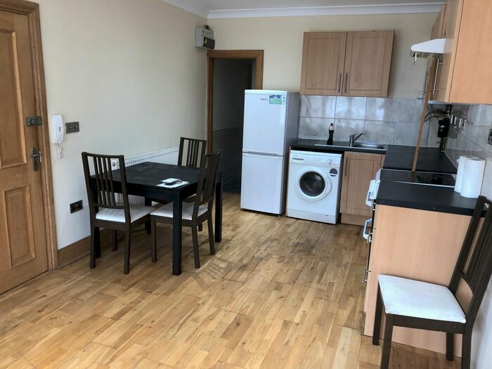 1 Bedroom Flat To Rent In Dagmar Avenue, Wembley, HA9